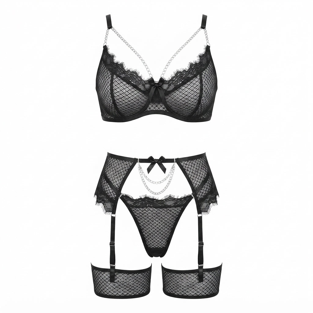 Elara Lace Underwire Bra and Thong Set